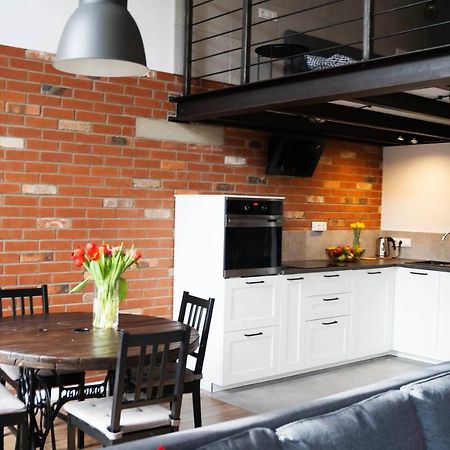 Redcity Loft Zyrardow Bagian luar foto