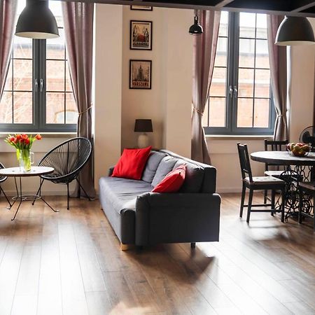Redcity Loft Zyrardow Bagian luar foto