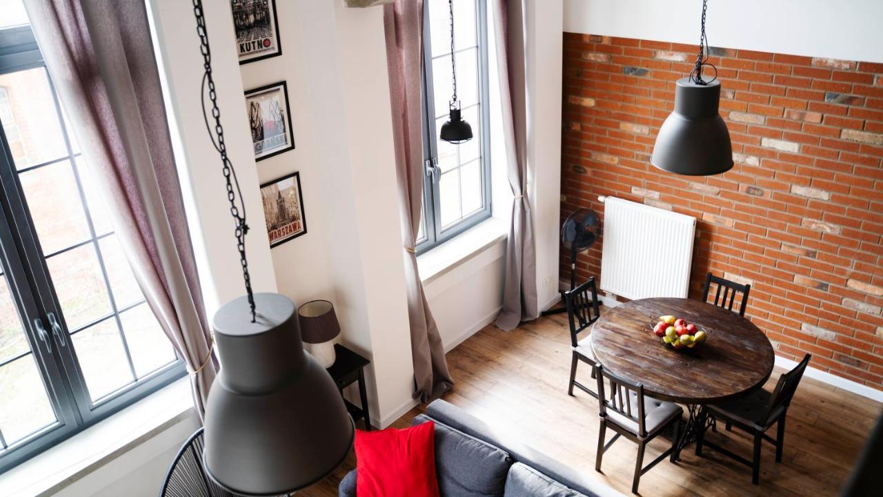 Redcity Loft Zyrardow Bagian luar foto